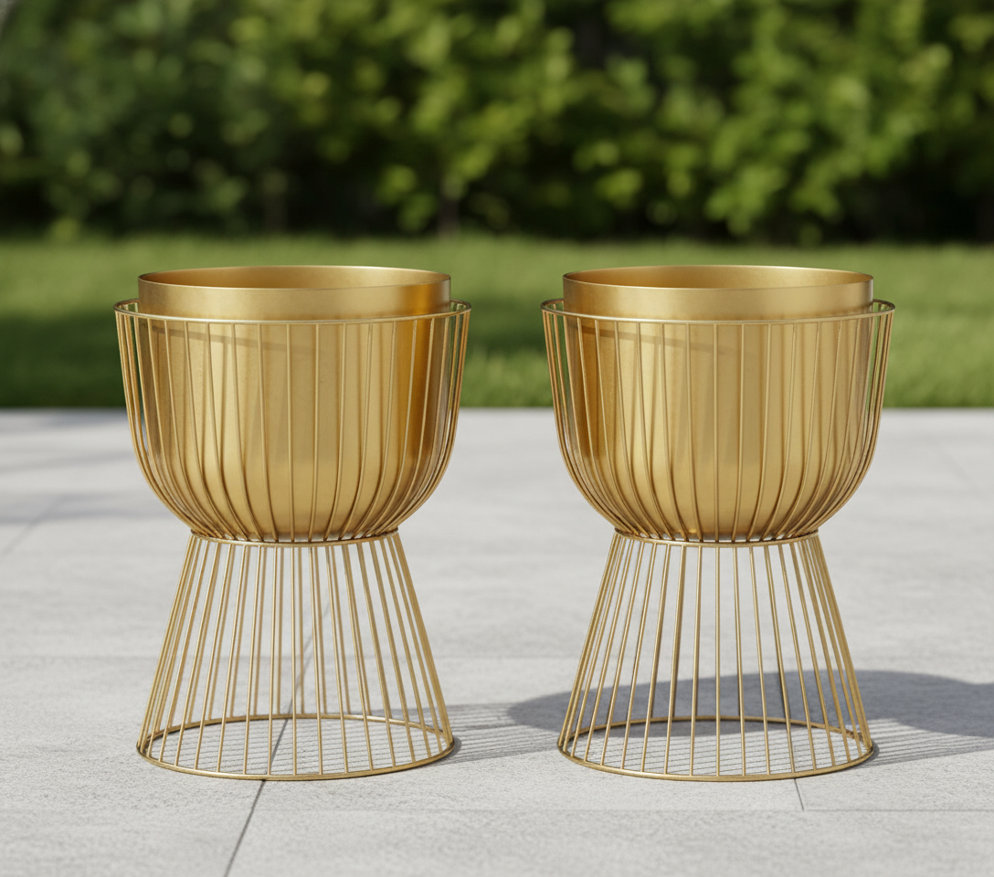 Golden Planter - View 3